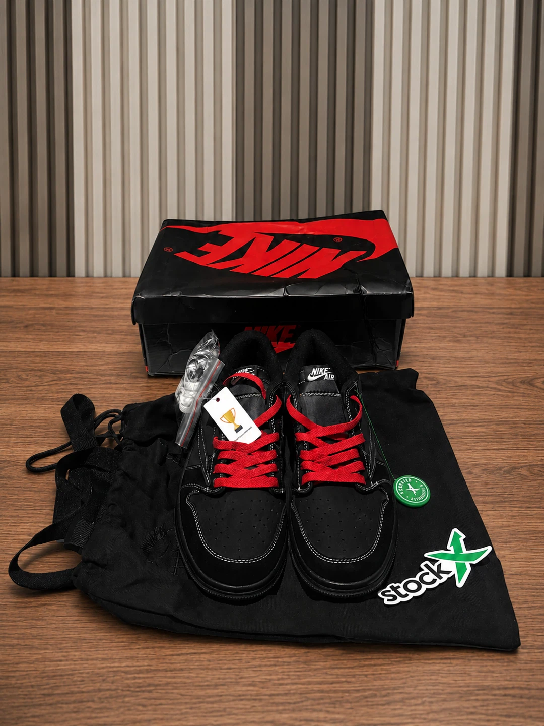 Travis Scott Phantom Style Low Black/Red – Size US 9.5 (EU 43) 🔥