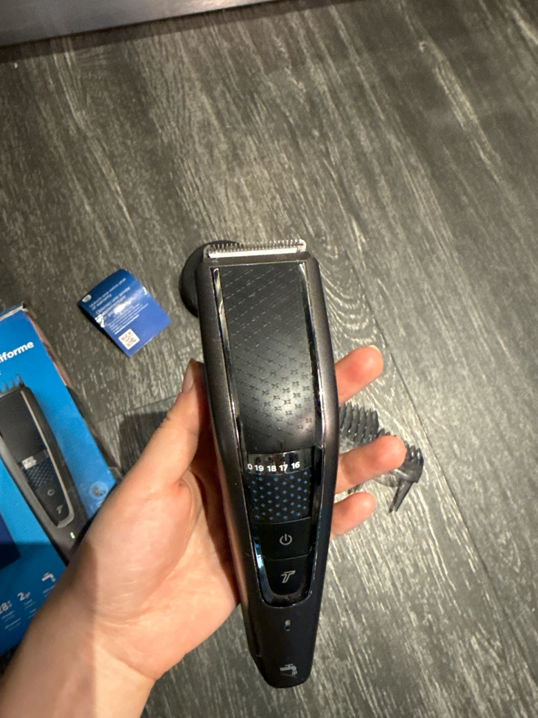 Philips Series 7000 Hair Clipper - photo 2