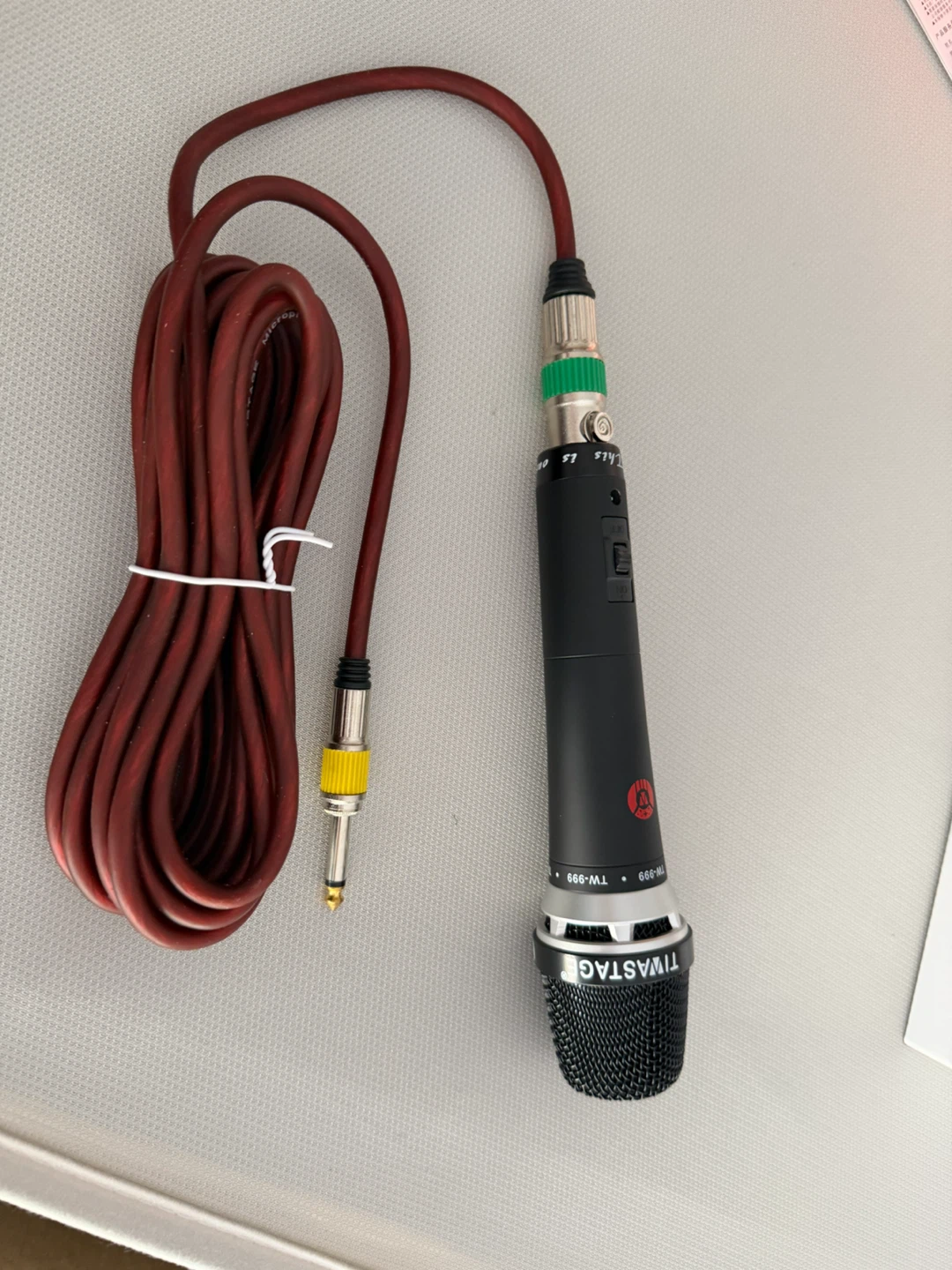 TiwaStage TW-999 Professional Dynamic Microphone - photo 2