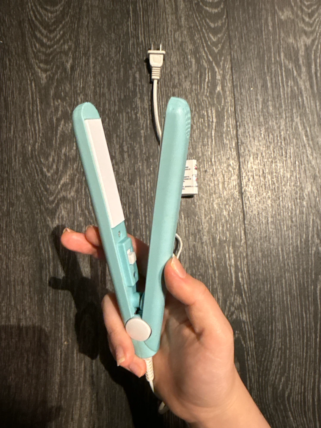 Mini Hair Straightener - photo 2