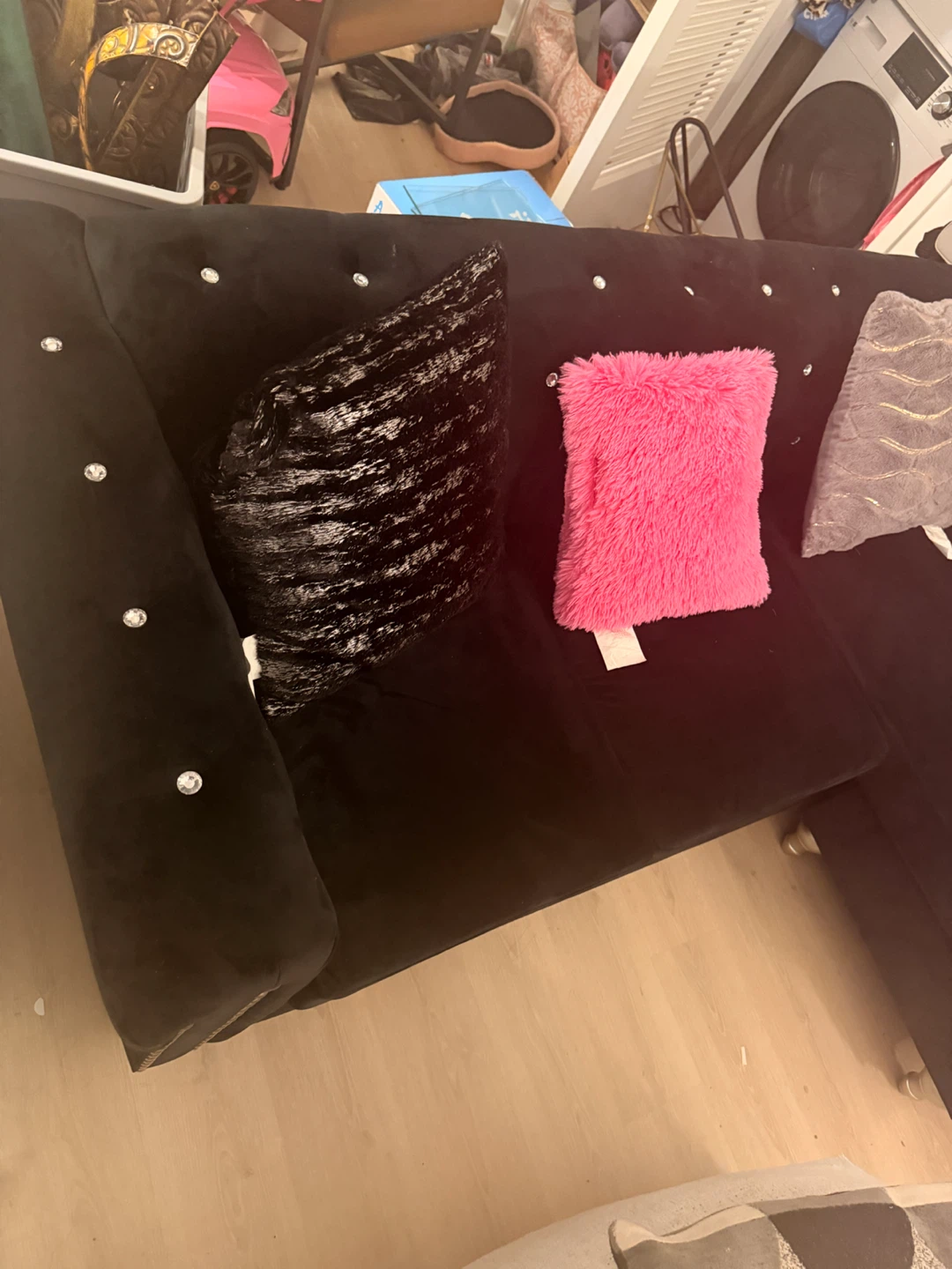 Black Velvet Sectional Sofa with Tufted Accents - photo 4