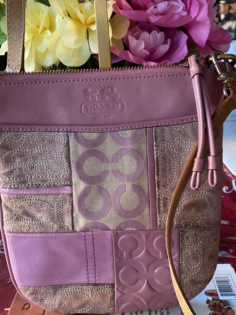 Coach Pink Monogram Shoulder Bag - photo 2