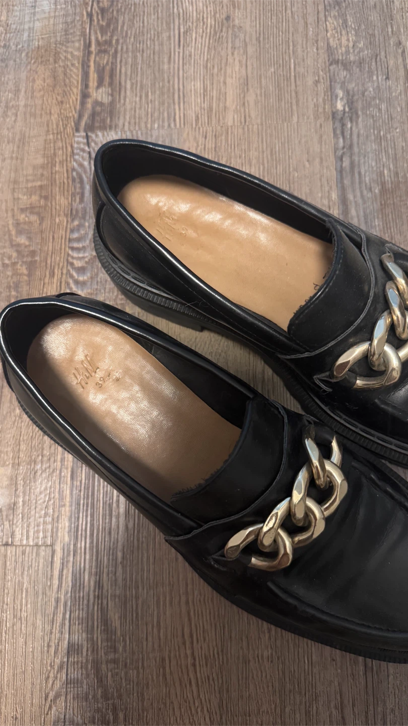 Black Chain Loafers - photo 2