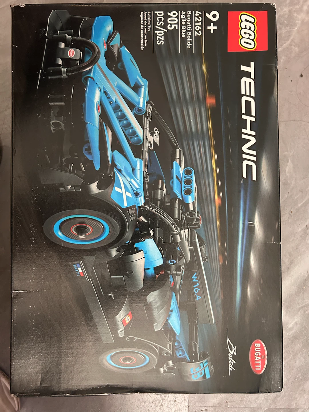 LEGO Technic Bugatti Bolide Agile Blue 42162 Building Set