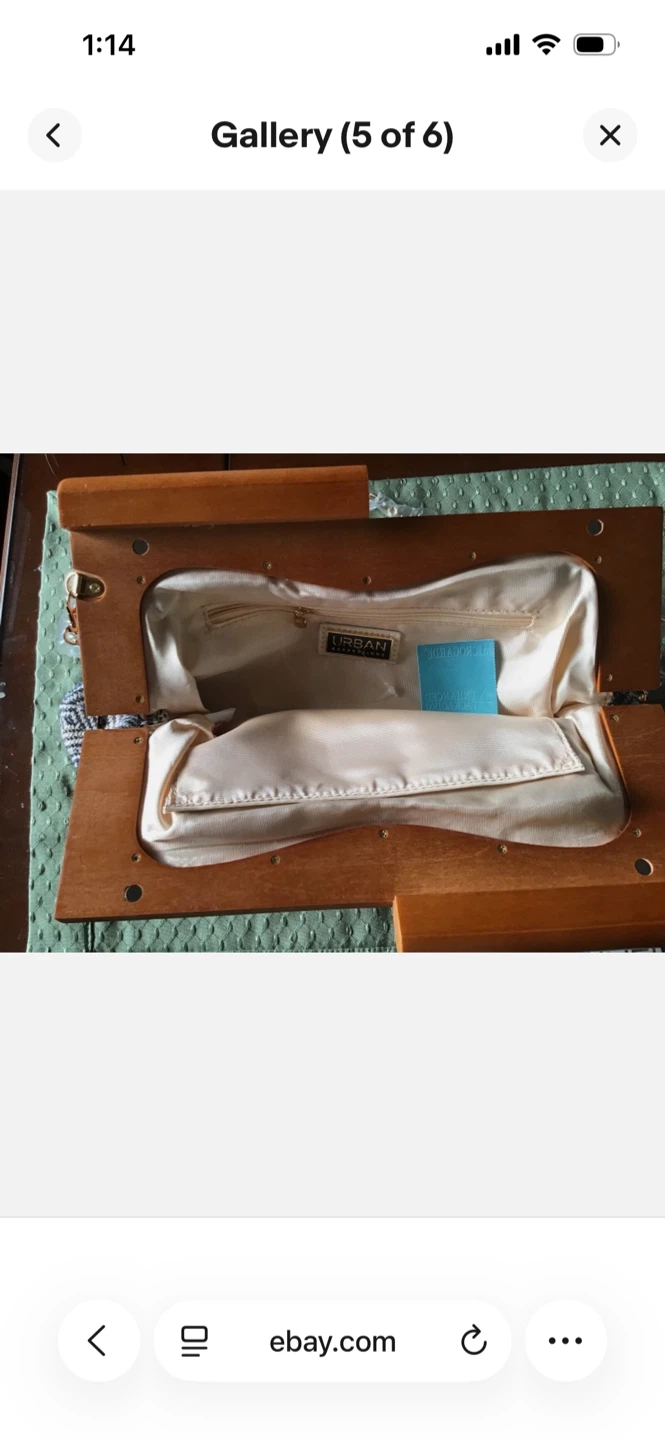 Urban Expressions Clutch Purse with Wooden Frame - photo 4