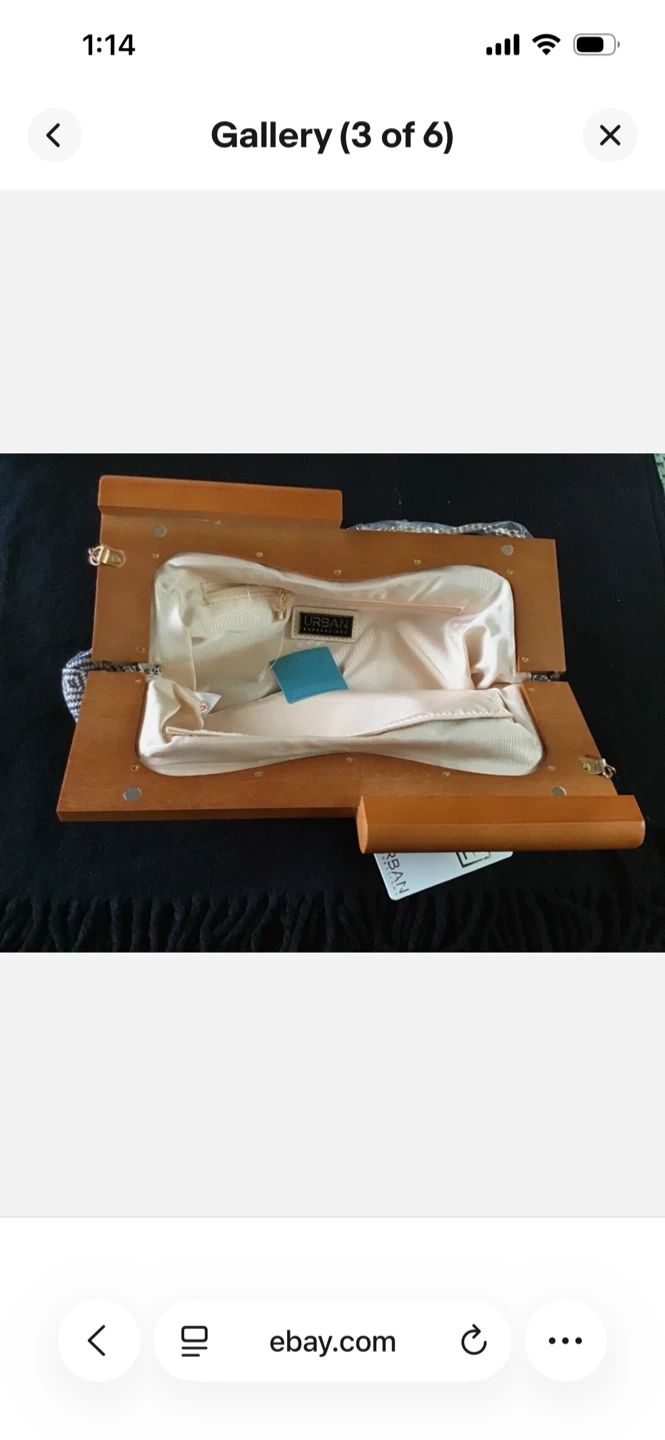 Urban Expressions Clutch Purse with Wooden Frame - photo 5