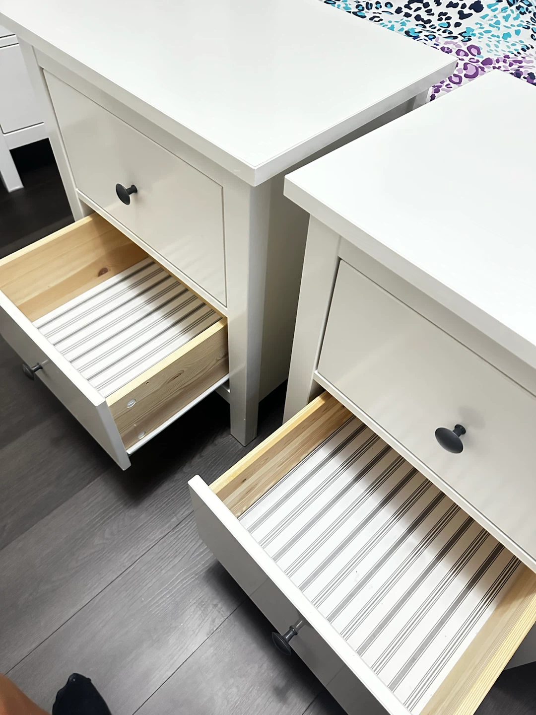 Ikea hemnes nightstands - photo 4