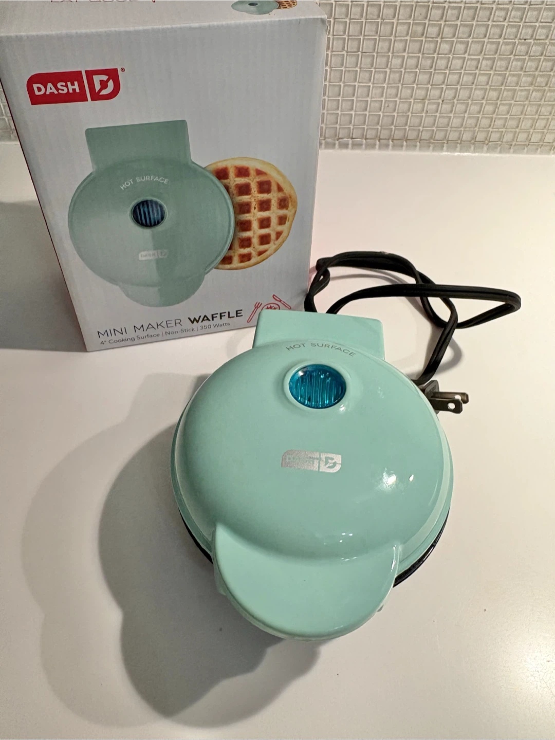 (LIKE NEW) Dash Mini Waffle Maker