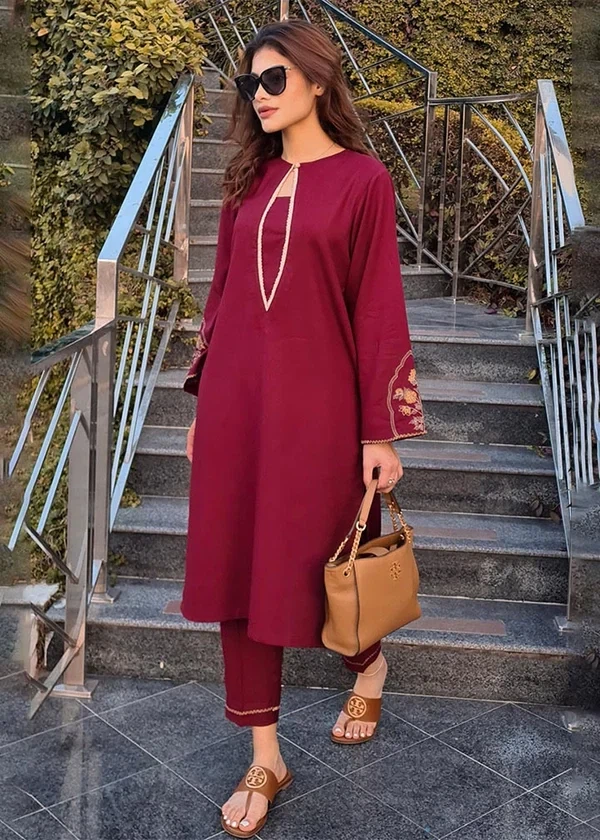 Maroon Embroidered Kurti with Pants Set (2Pc)
