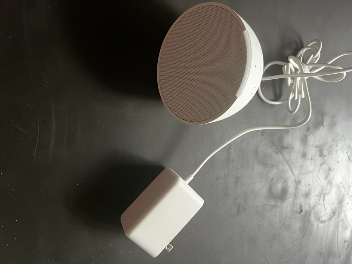White Amazon Echo Dot Smart Speaker
