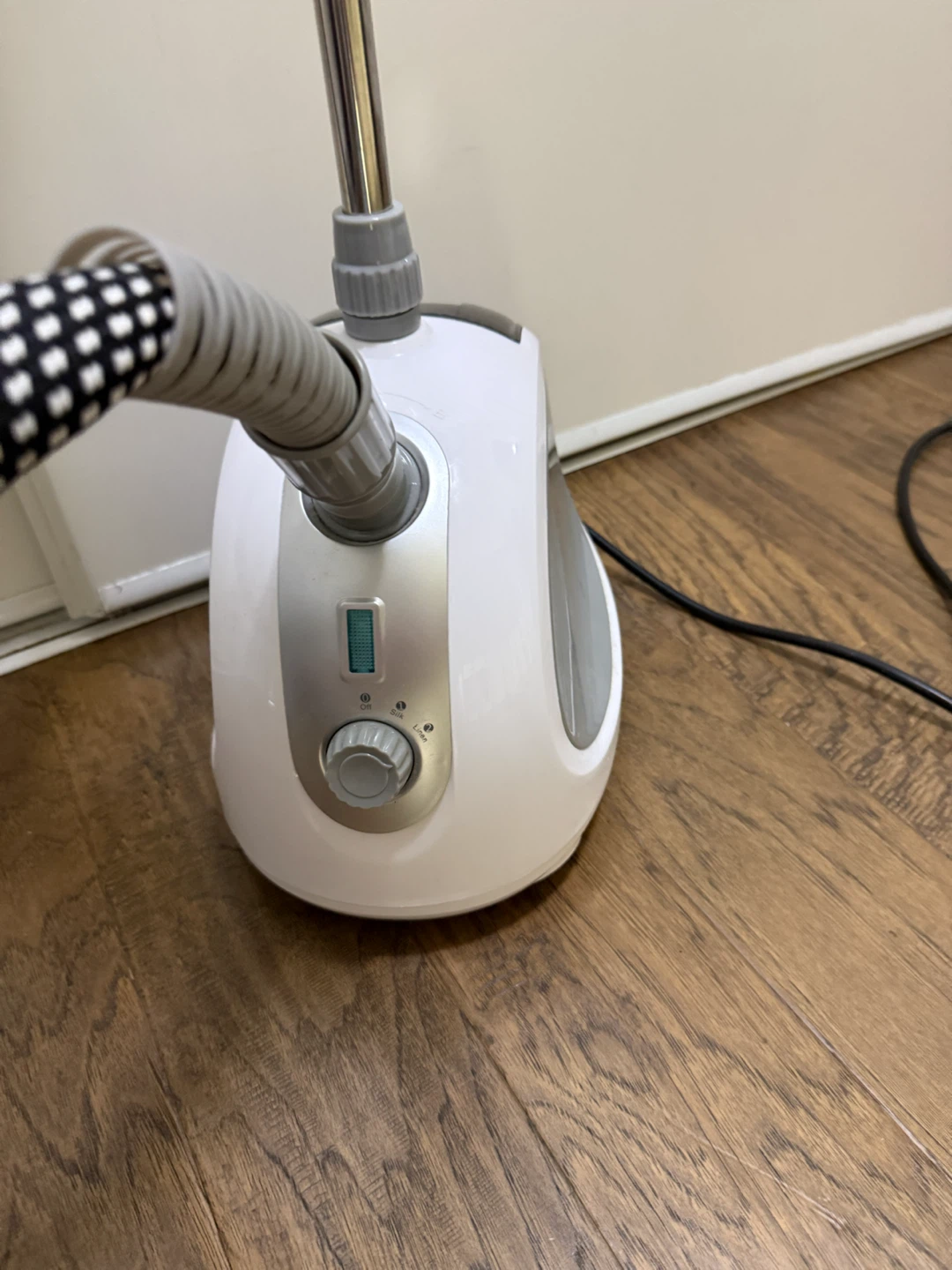 Garment Steamer - photo 3