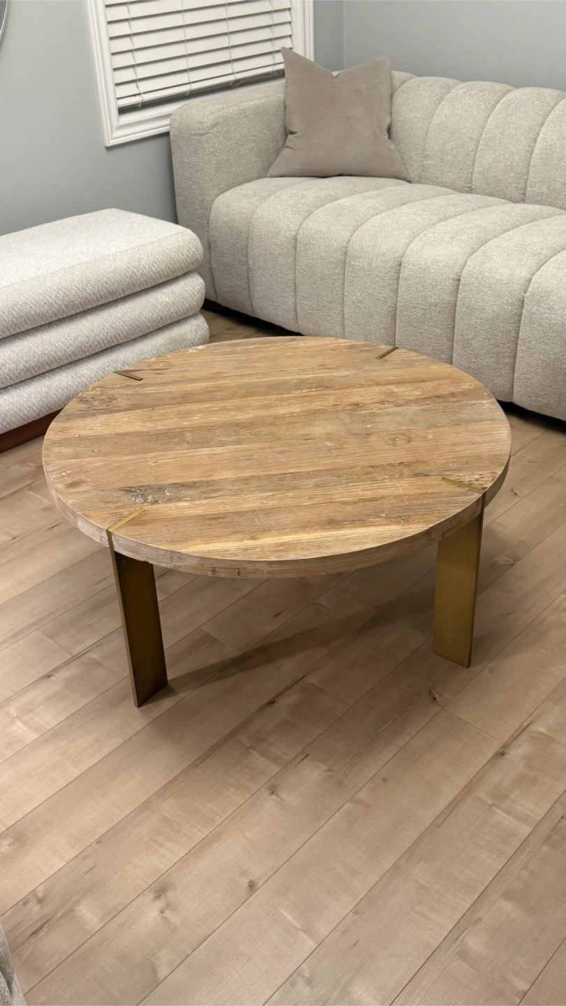 round coffee table - photo 2