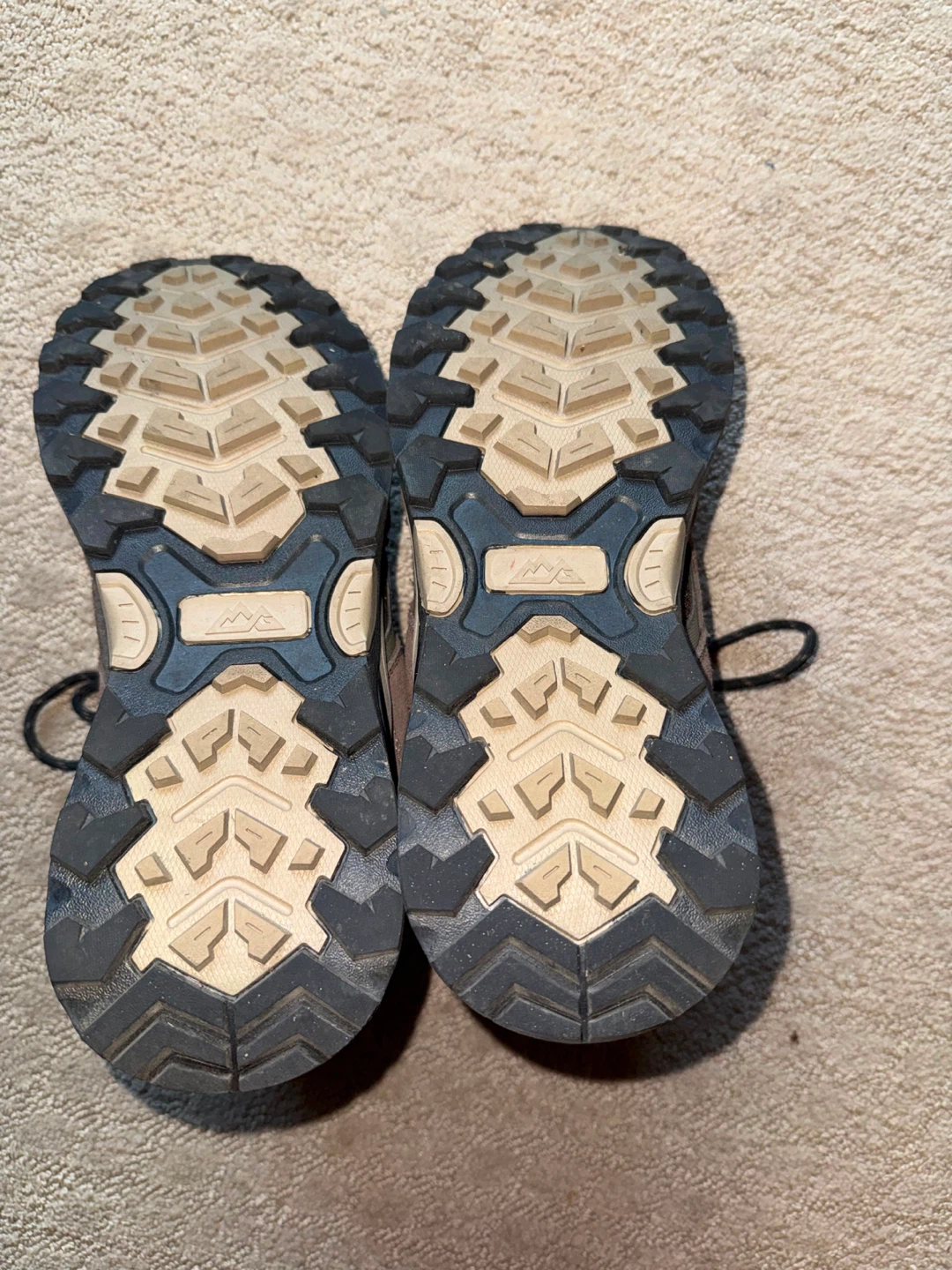 Mountain Gear Hiking Boots - Size 10 - photo 4