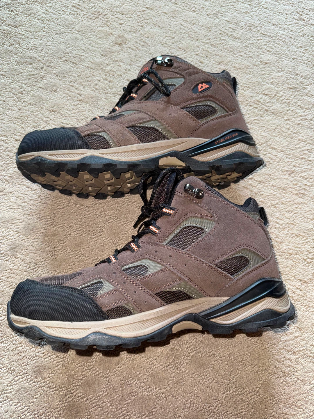 Mountain Gear Hiking Boots - Size 10 - photo 5