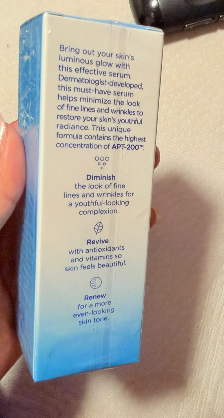 Jeunesse Luminesce Cellular Rejuvenation Serum 15ml - photo 3