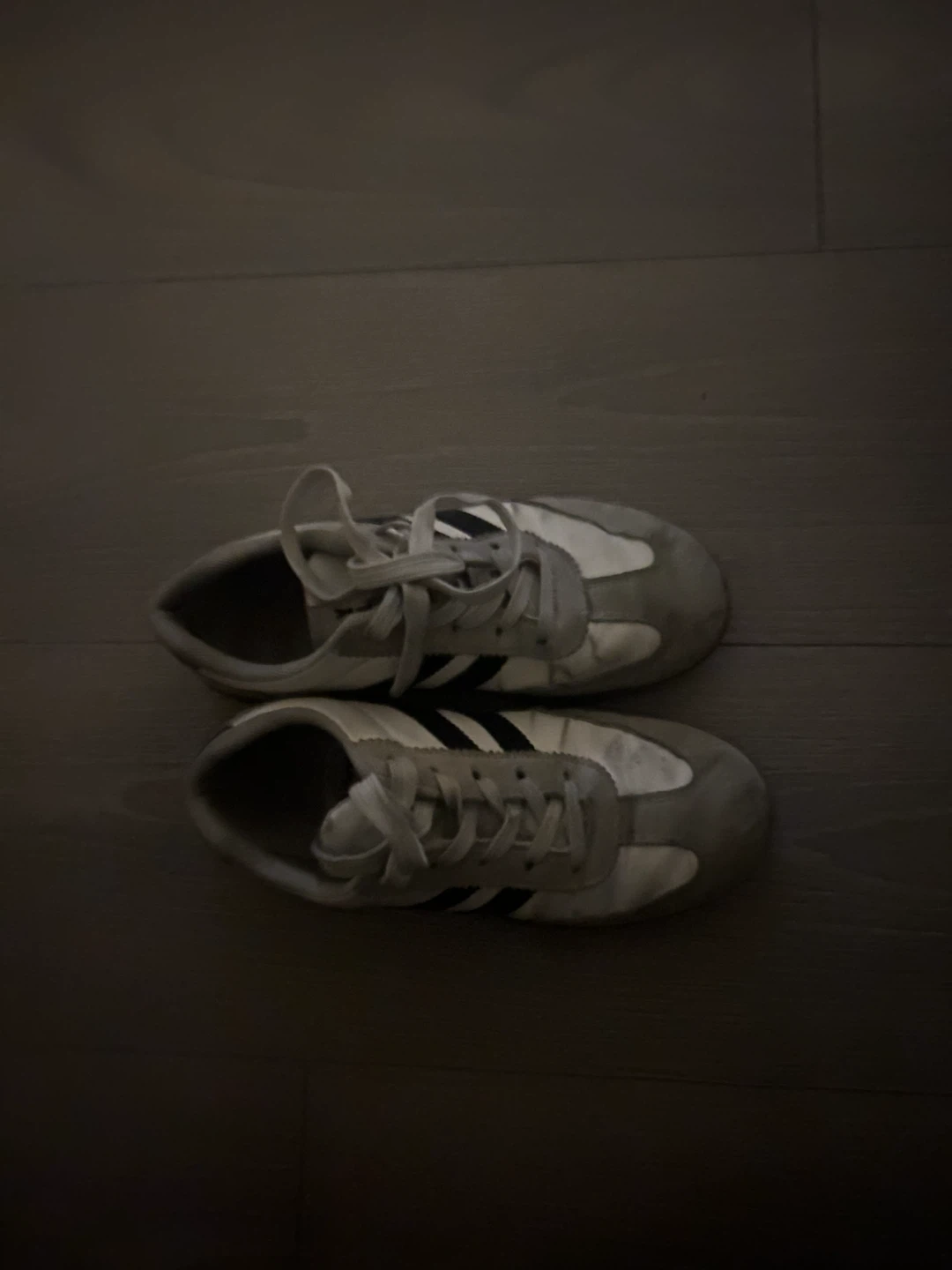 Sneakers - photo 2
