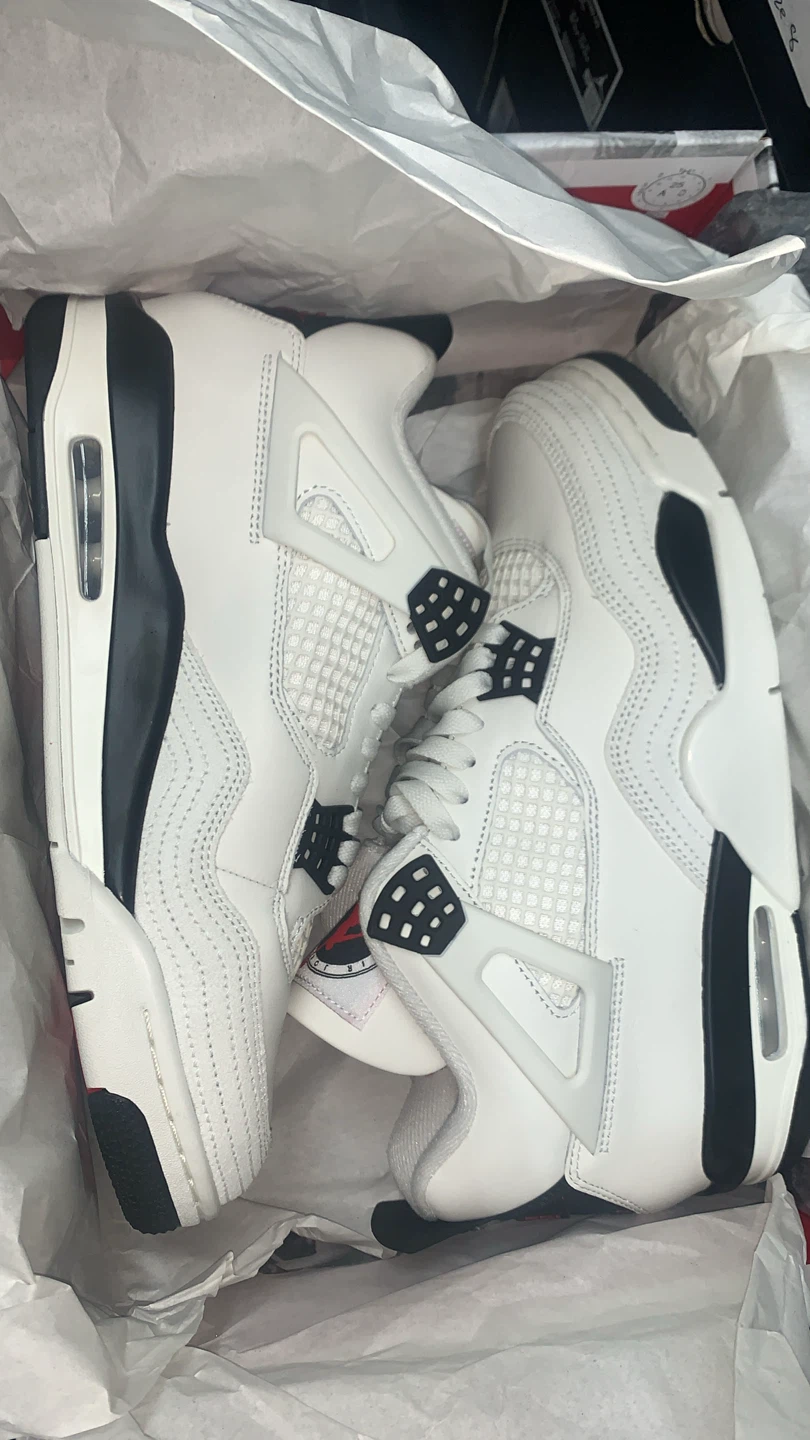 Air Jordan 4 Retro flight club Men's Shoes - photo 2