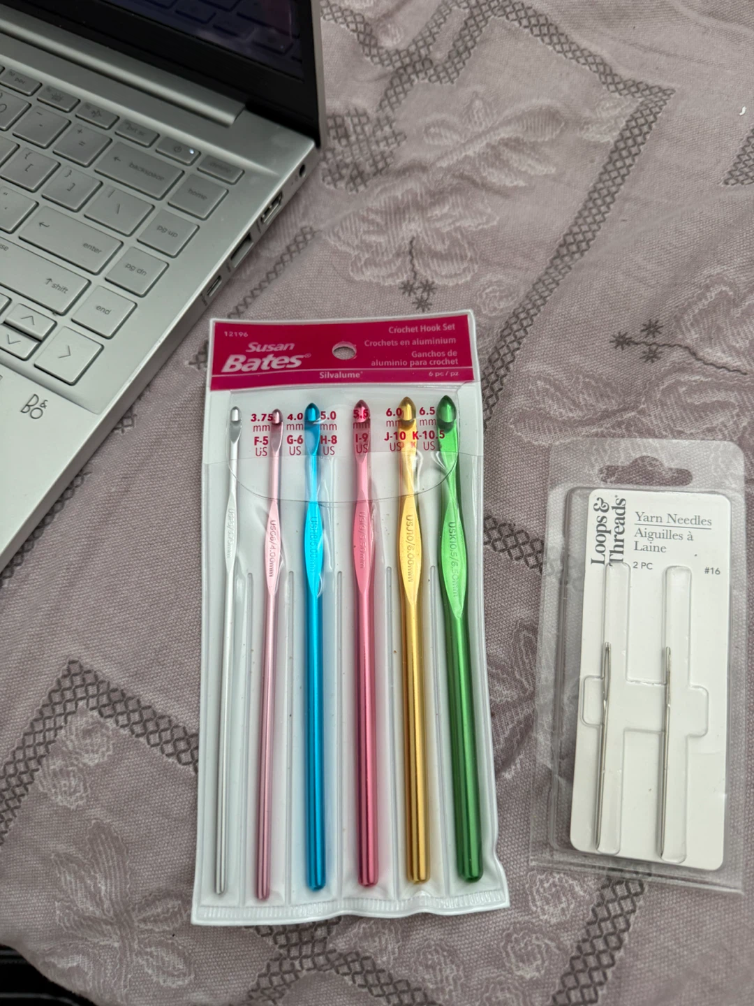 Susan Bates Crochet Hook Set & Yarn Needles - photo 2