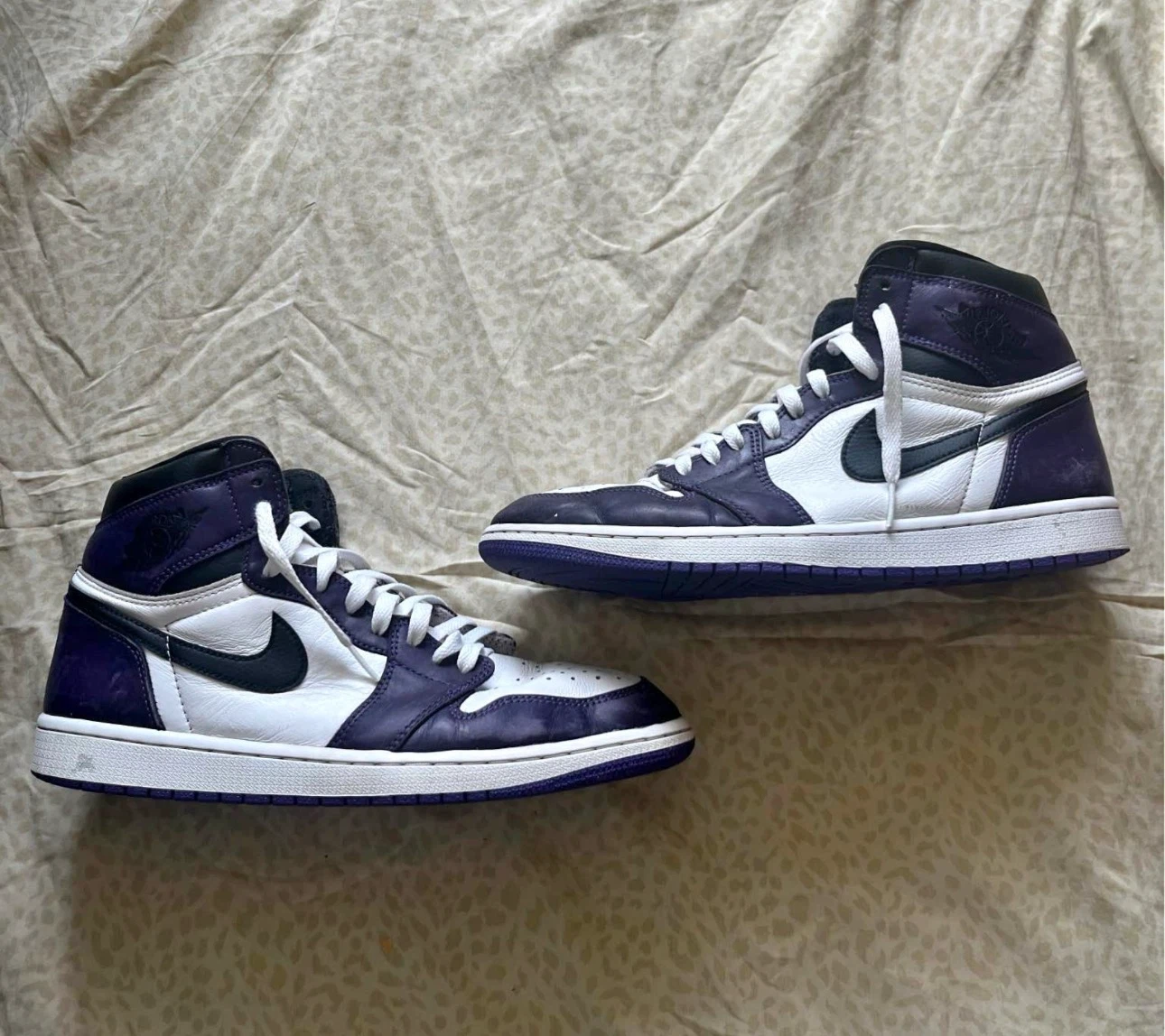 Air Jordan 1 High OG "Court Purple"