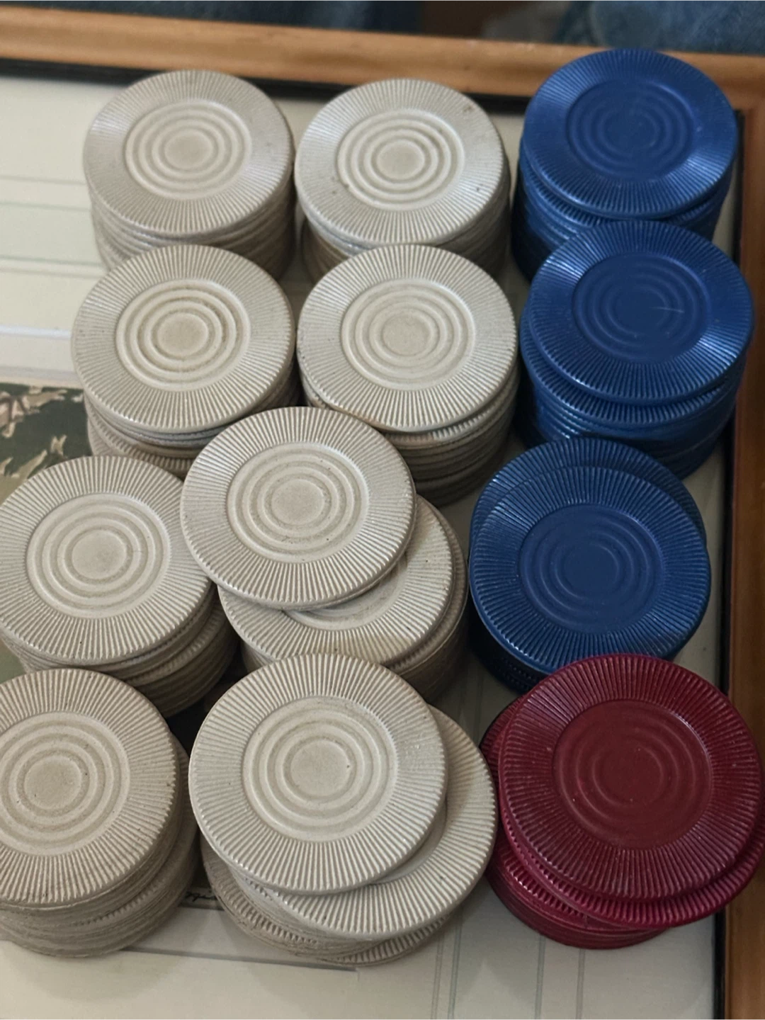 Lot of 114 mid century poker chips - photo 2