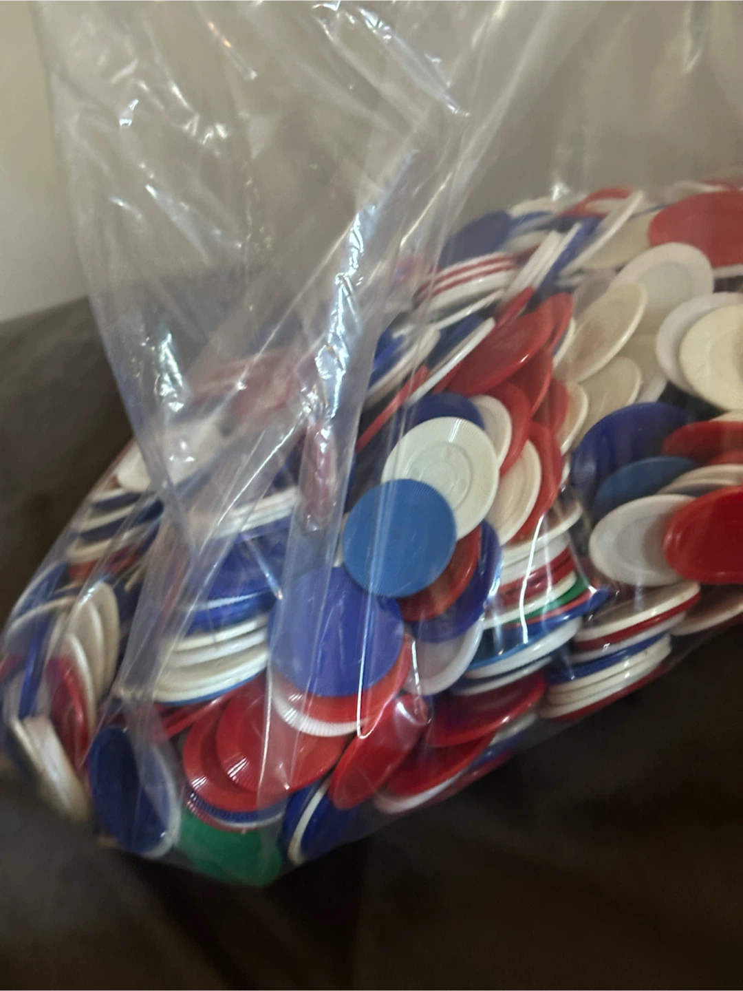 Large lot of vintage plastic poker chips - photo 3