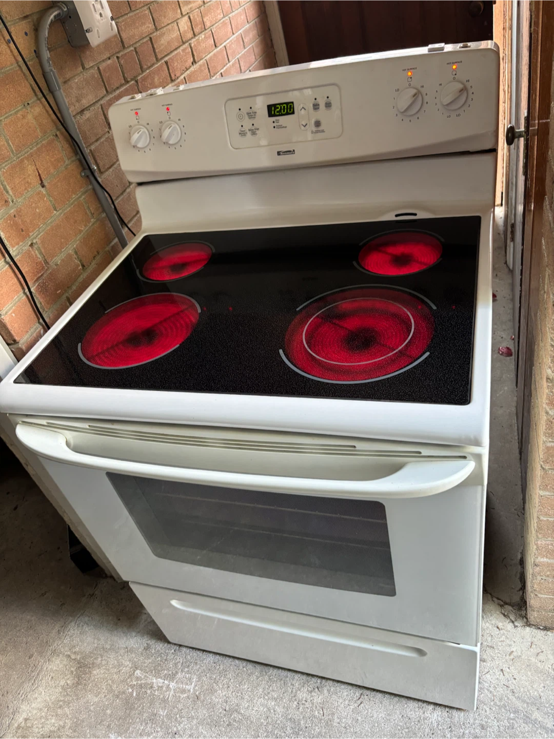 Stove oven 30” & delivery
