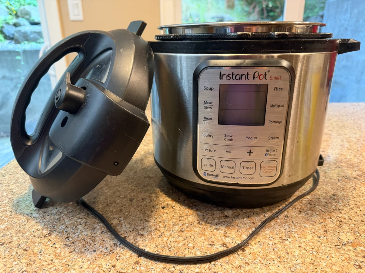 Instant Pot Smart 6 Quart Electric Pressure Cooker