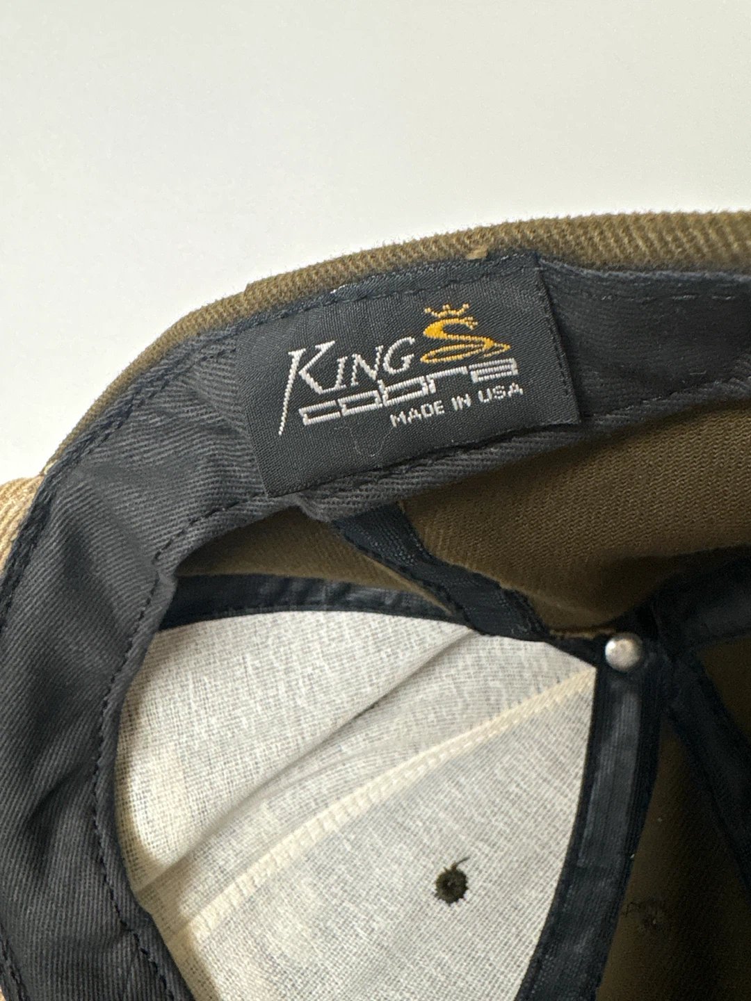 King Cobra Golf Corduroy Strapback Hat - photo 2
