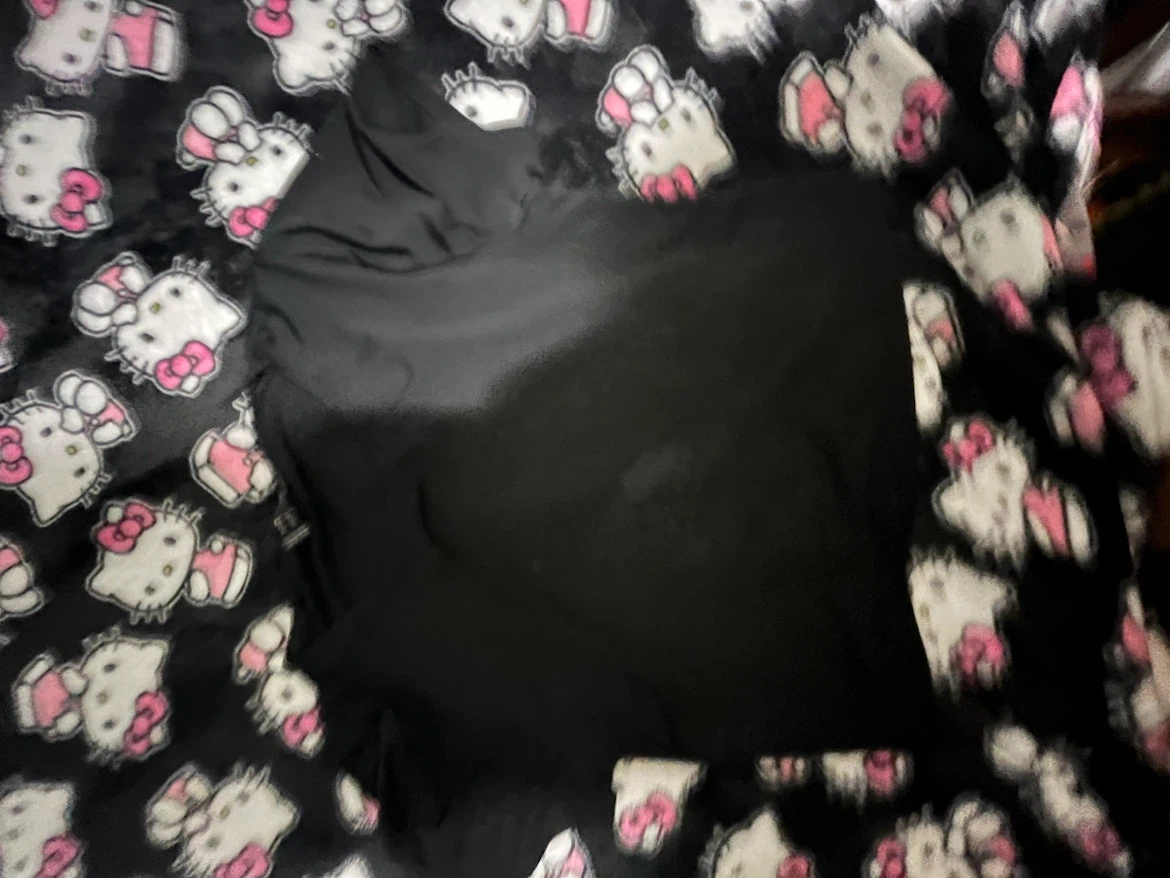 Black t shirt