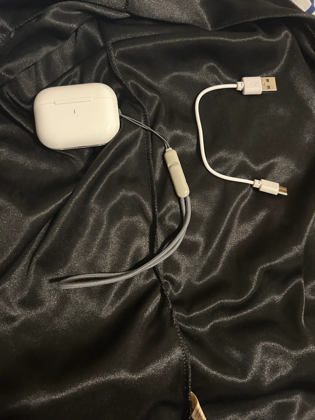 White Wireless Earbuds with Charging Case