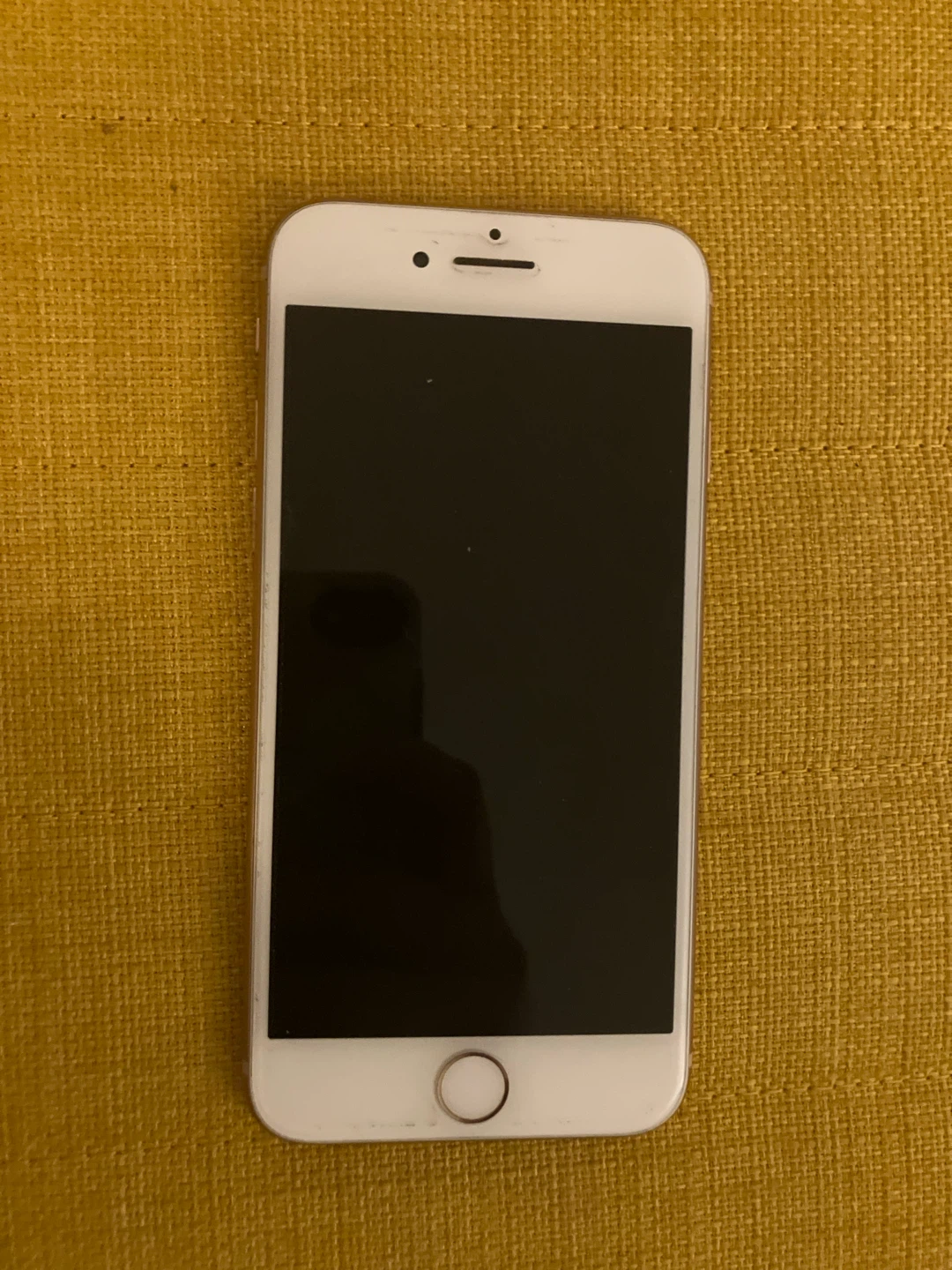 Rose Gold iPhone 8