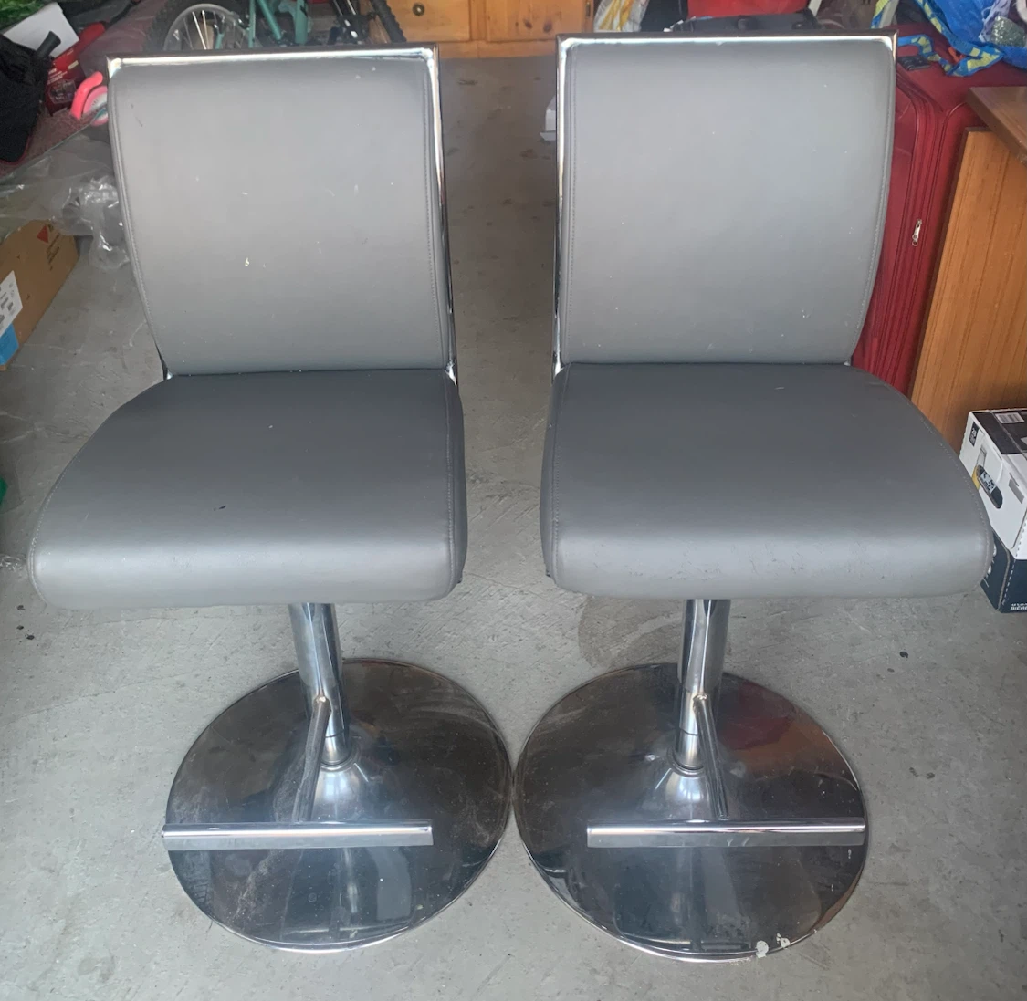 Dining Table and Chairs Set