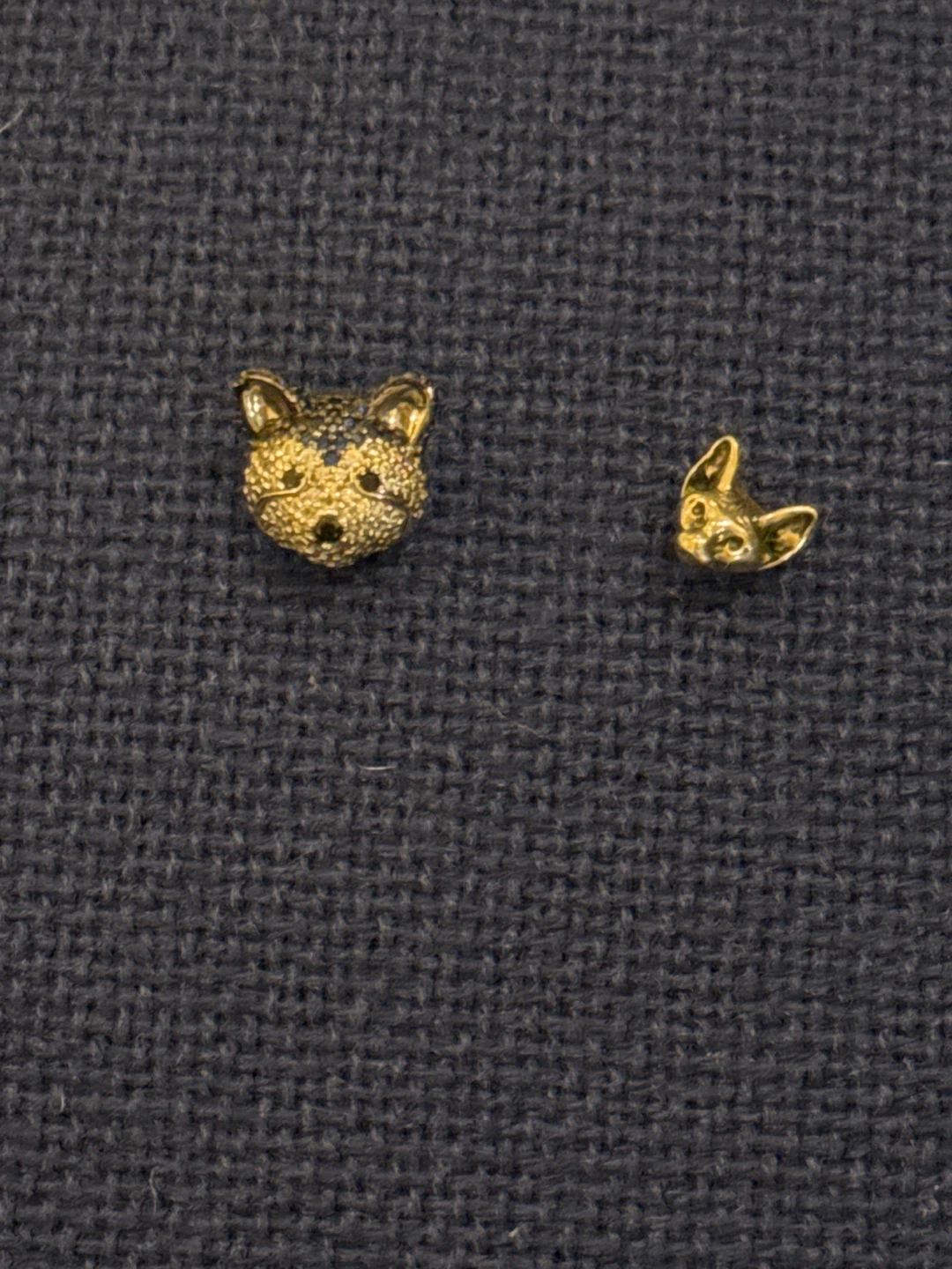 Gold coloured animal stud earrings - photo 2