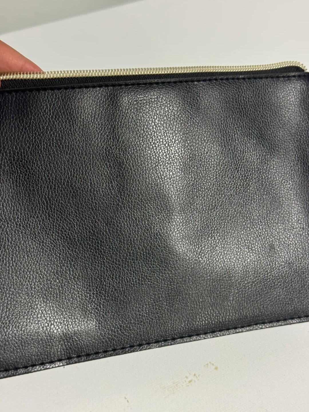 Bvlgari Black Leather Zip Pouch - photo 5