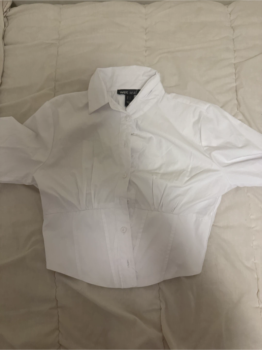 Wet Seal White Cropped Button-Up Shirt - photo 2