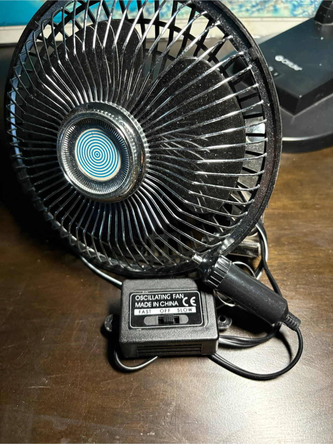 Oscillating Fan for the car
