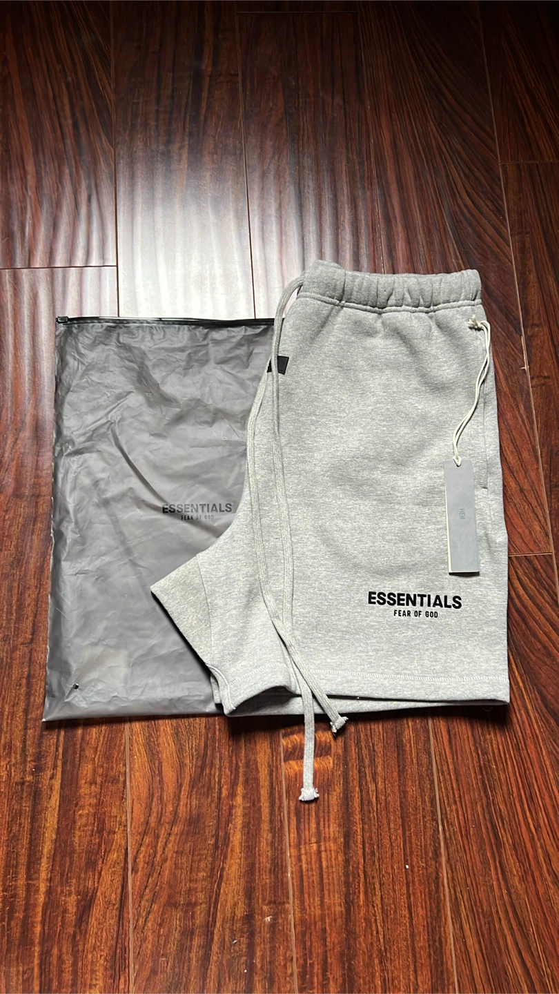 Fear of God Essentials Sweat Shorts Grey