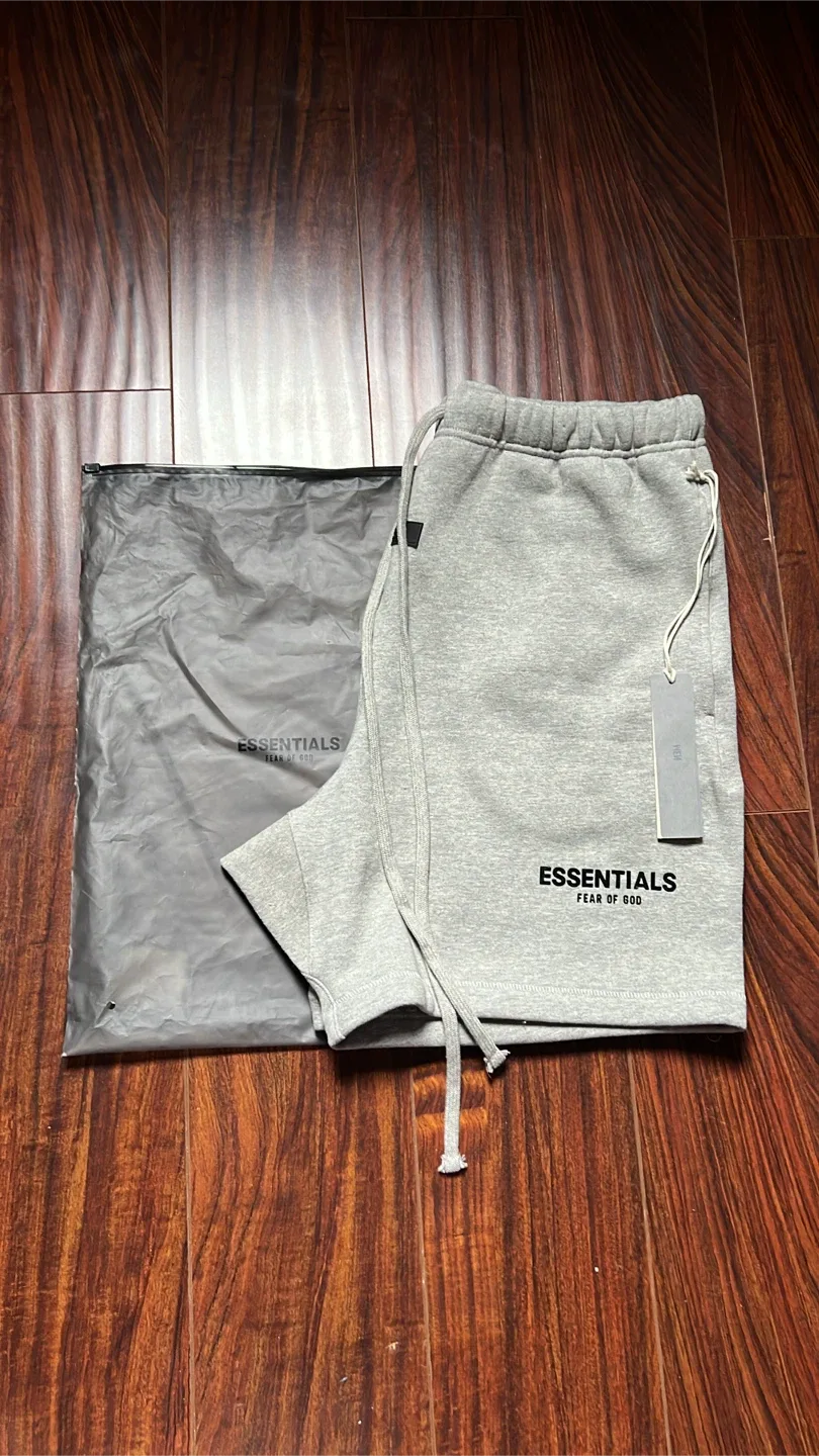 Fear of God Essentials Sweat Shorts Grey