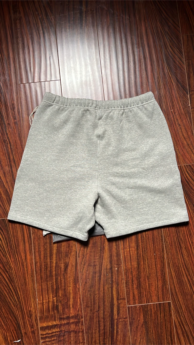 Fear of God Essentials Sweat Shorts Grey - photo 3
