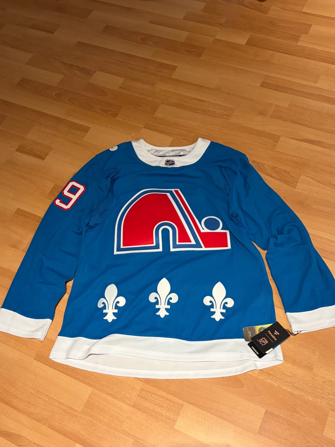 BRAND NEW Fanatics NHL Quebec Nordiques Mackinnon Jersey Size 46