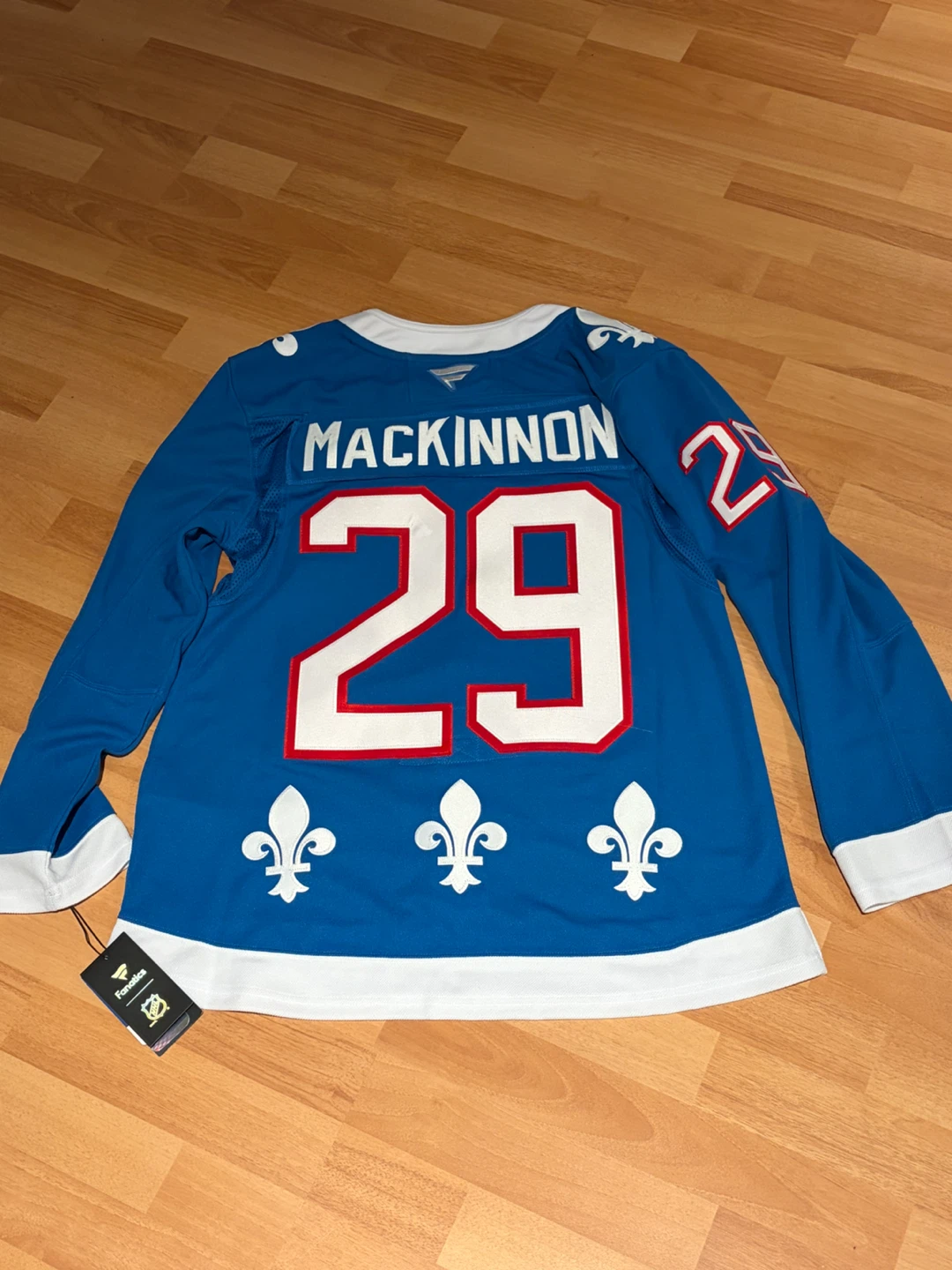 BRAND NEW Fanatics NHL Quebec Nordiques Mackinnon Jersey Size 46 - photo 2