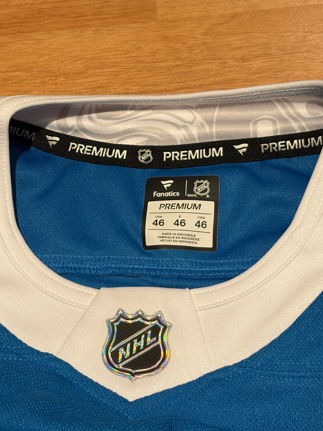 BRAND NEW Fanatics NHL Quebec Nordiques Mackinnon Jersey Size 46 - photo 3