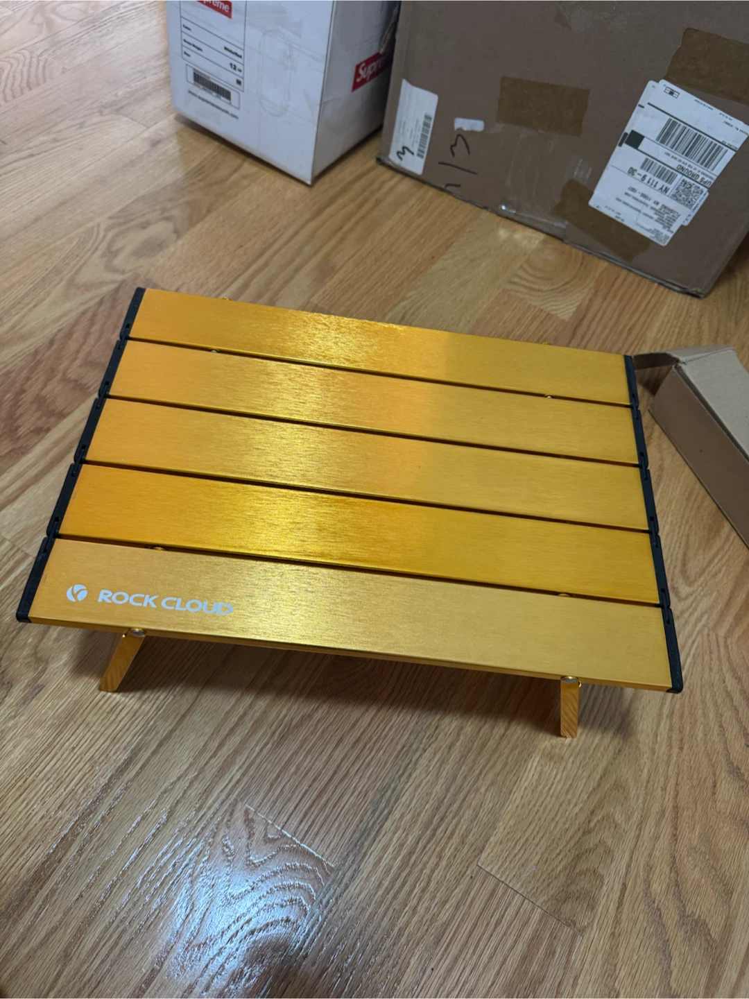 ROCK CLOUDS Portable Aluminum Camping Table