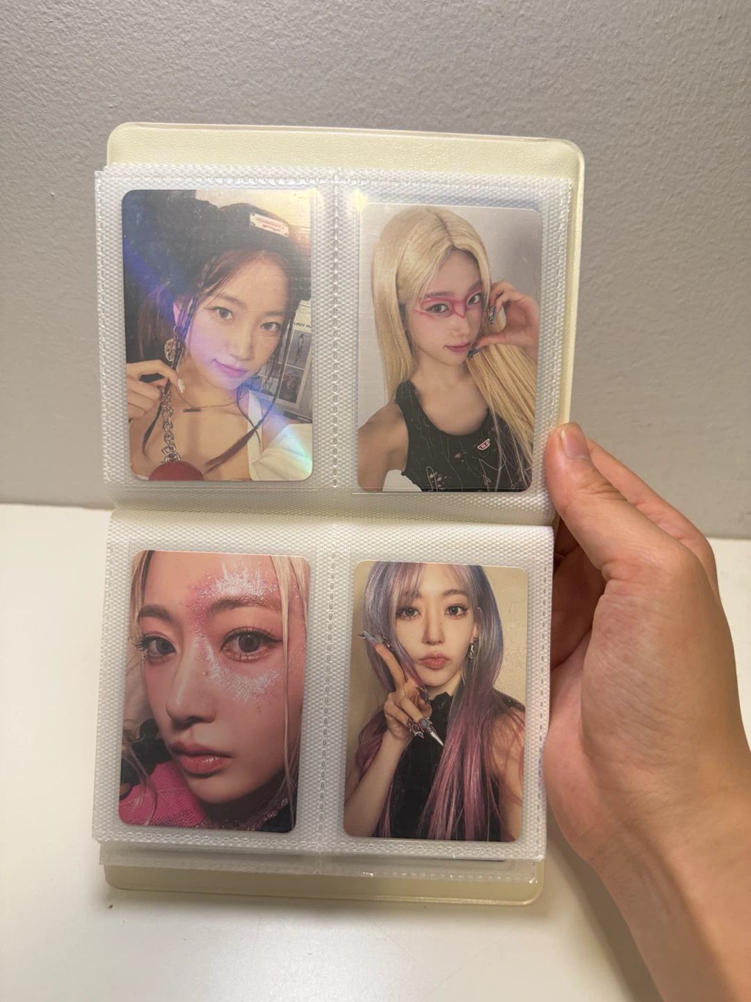 Assorted Kpop Girl Group Photocards - photo 3