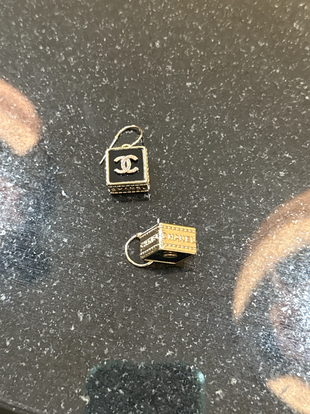 Chanel CC Square Drop Earrings - photo 2