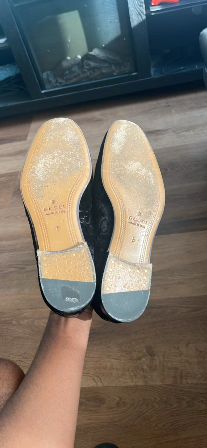 Gucci Black Velvet Loafers - Size 7.5 - photo 3
