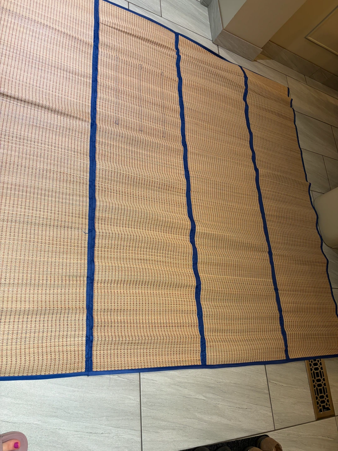 Woven Mat with Blue Trim - photo 3