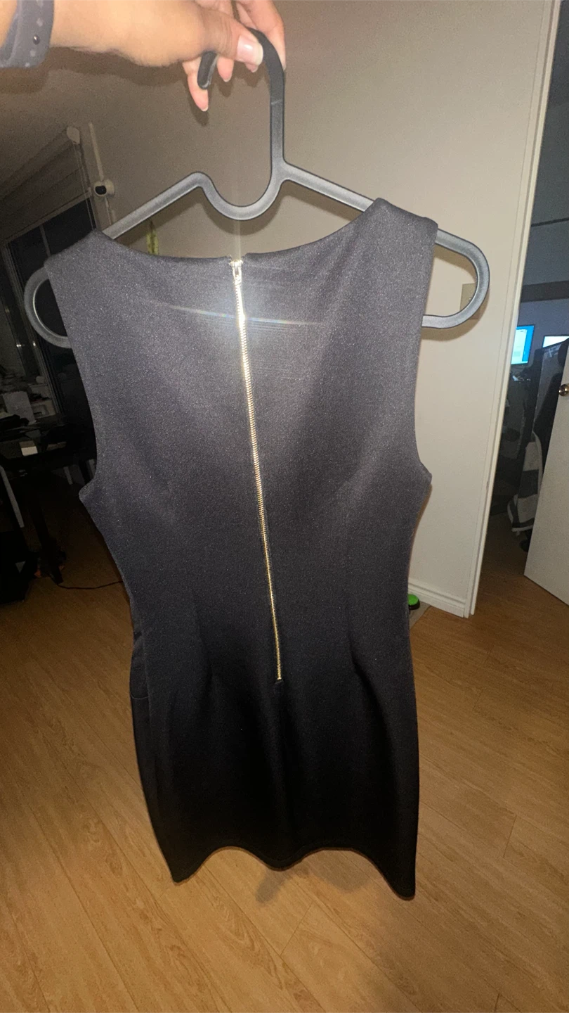 Black Sleeveless Dress with Gold Zipper - photo 2