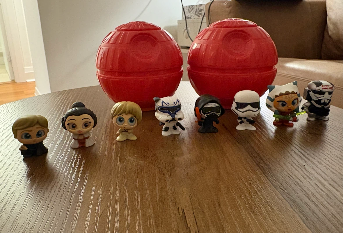 Star Wars Doorables Figures & Death Star Capsules