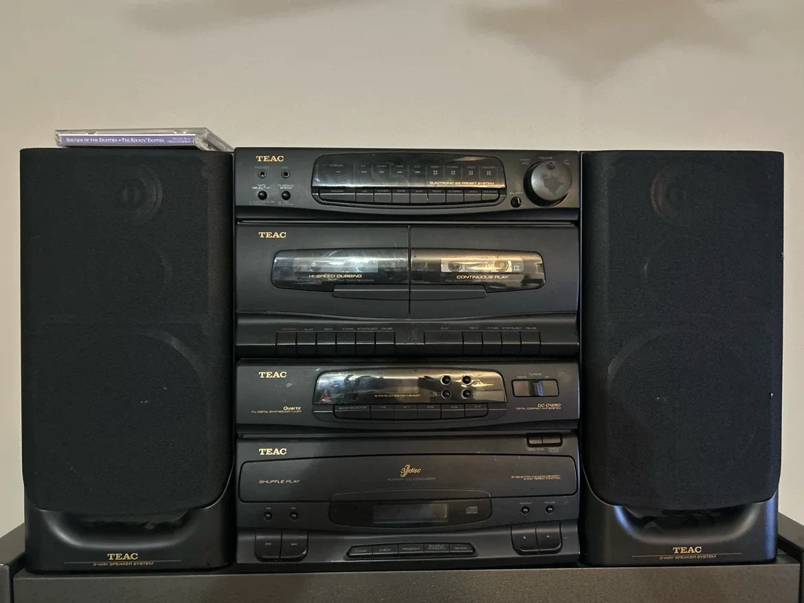 TEAC Stereo System with Cassette and CD Player